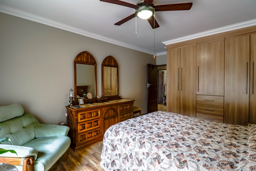 4 Bedroom Property for Sale in The Wilds Gauteng