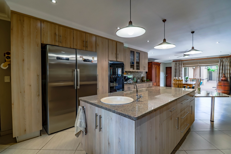 4 Bedroom Property for Sale in The Wilds Gauteng