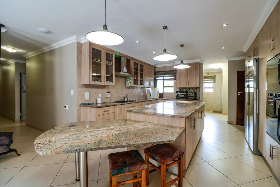 4 Bedroom Property for Sale in The Wilds Gauteng