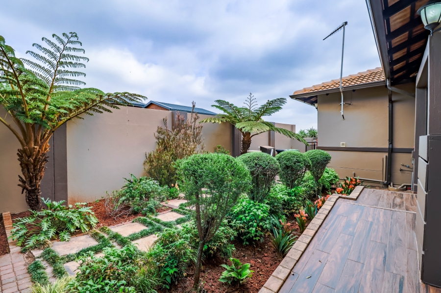 4 Bedroom Property for Sale in The Wilds Gauteng
