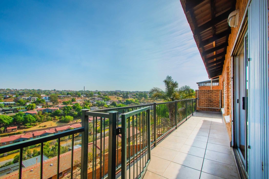 2 Bedroom Property for Sale in Rangeview Gauteng