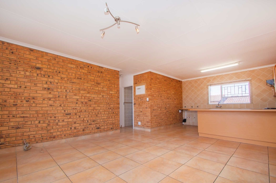 2 Bedroom Property for Sale in Rangeview Gauteng