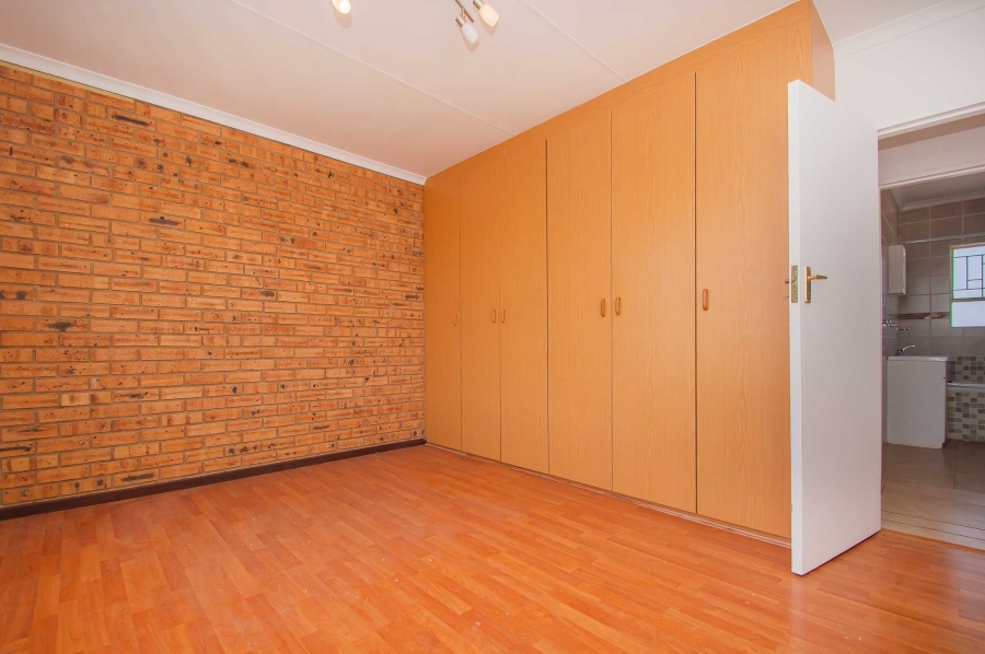 2 Bedroom Property for Sale in Rangeview Gauteng