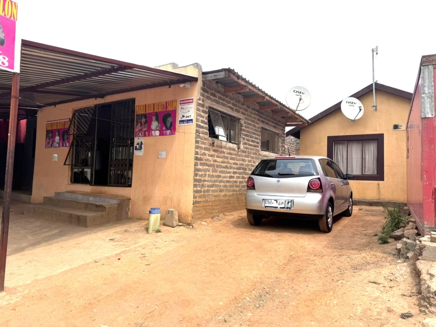 3 Bedroom Property for Sale in Clayville Gauteng