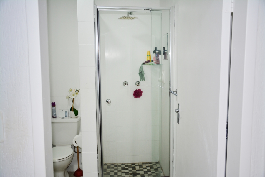 1 Bedroom Property for Sale in Atholl Gauteng