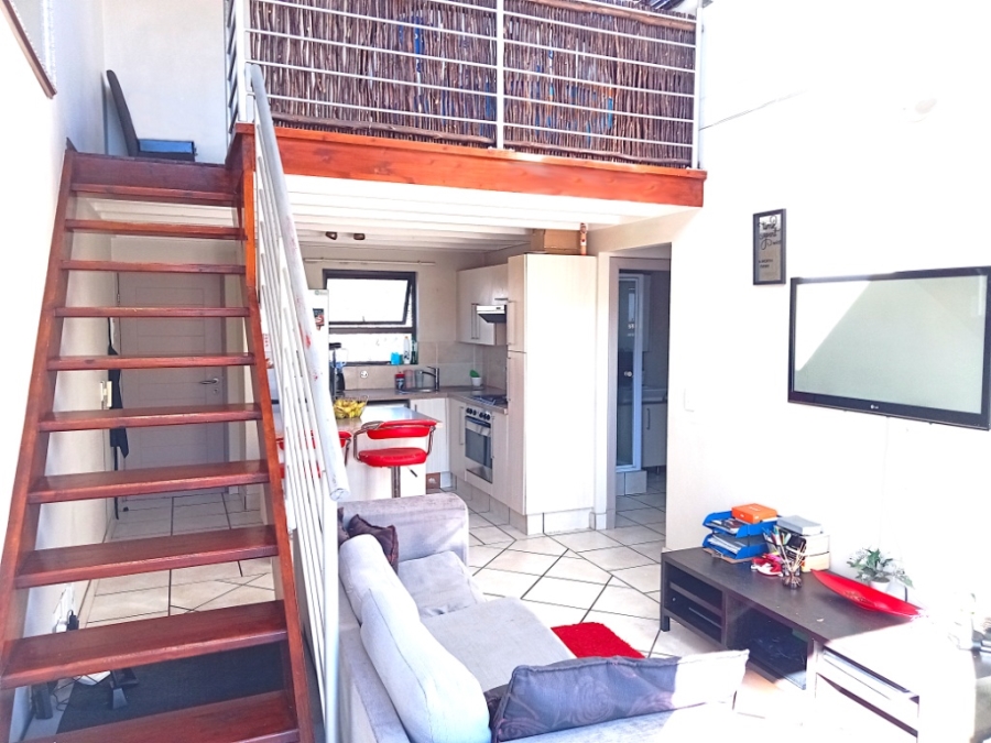 1 Bedroom Property for Sale in Douglasdale Gauteng