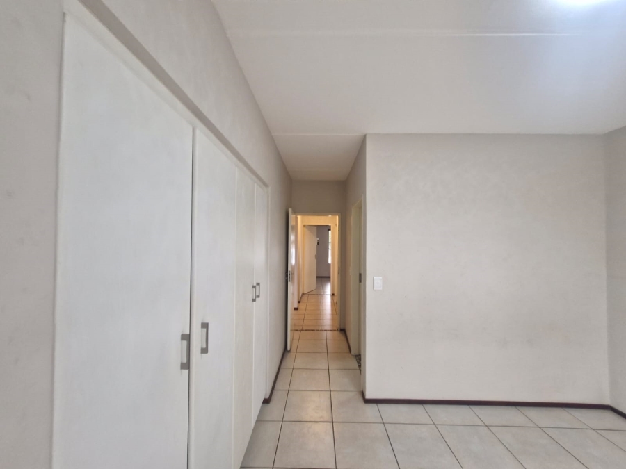 2 Bedroom Property for Sale in Brentwood Gauteng