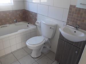 To Let 2 Bedroom Property for Rent in Buccleuch Gauteng