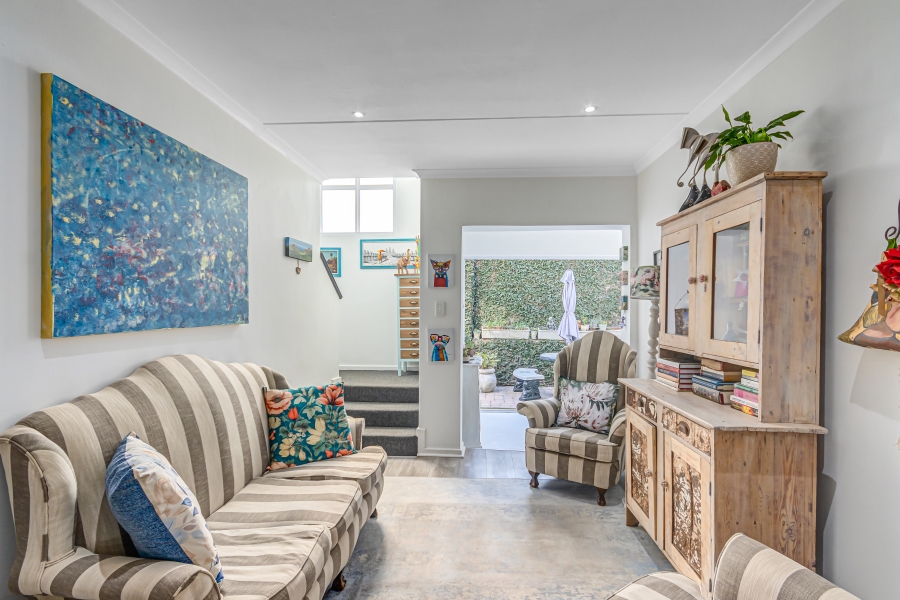 To Let 2 Bedroom Property for Rent in Bryanston Gauteng