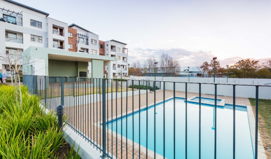 To Let 2 Bedroom Property for Rent in Ferndale Gauteng