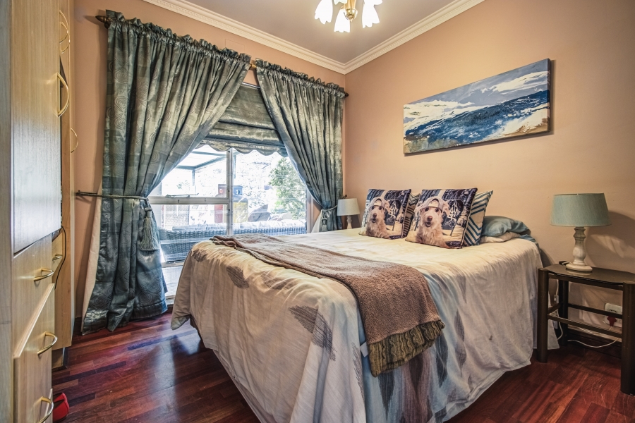 6 Bedroom Property for Sale in Pomona Gauteng