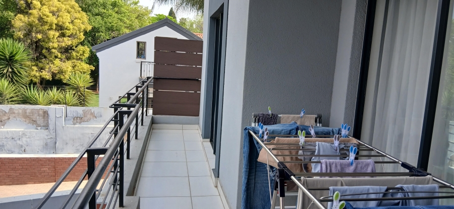To Let 2 Bedroom Property for Rent in Lonehill Gauteng