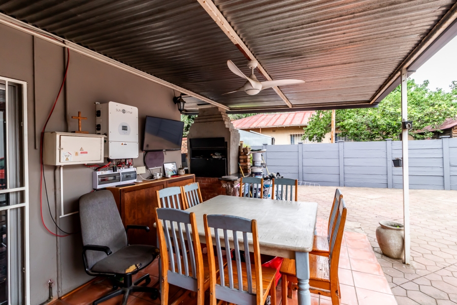 3 Bedroom Property for Sale in Rietfontein Gauteng