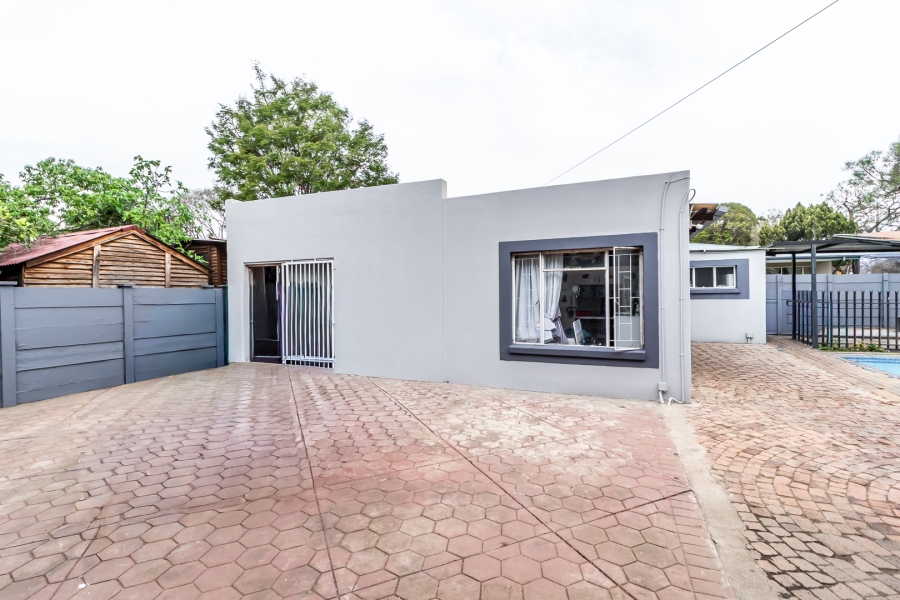 3 Bedroom Property for Sale in Rietfontein Gauteng