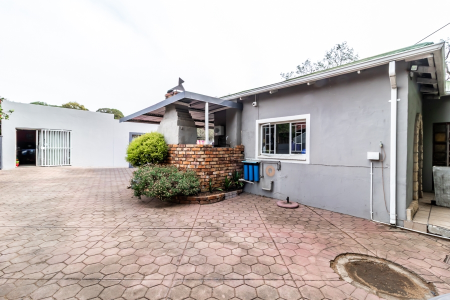 3 Bedroom Property for Sale in Rietfontein Gauteng