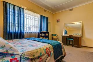 To Let 4 Bedroom Property for Rent in Rhodesfield Gauteng