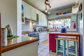 To Let 4 Bedroom Property for Rent in Rhodesfield Gauteng