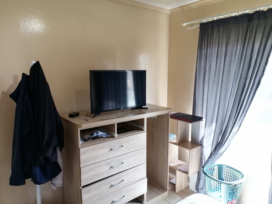 1 Bedroom Property for Sale in Willow Park Manor Gauteng