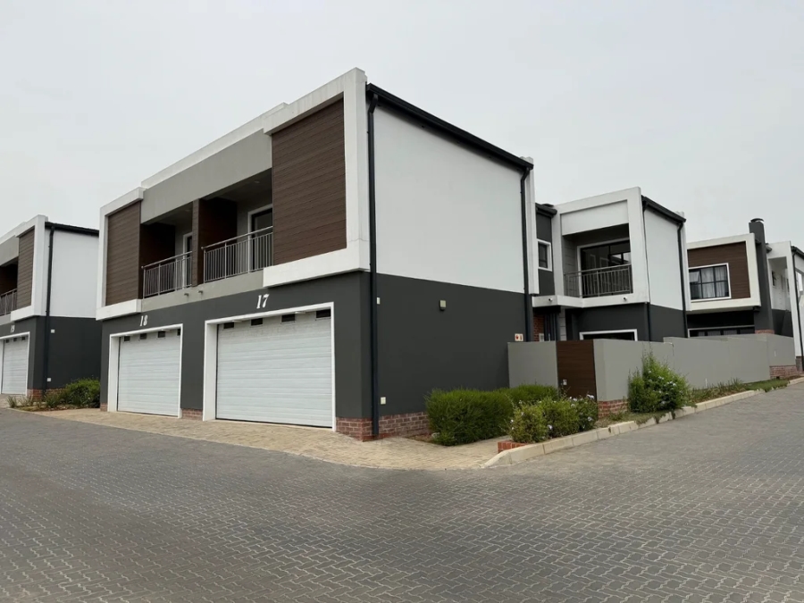 To Let 3 Bedroom Property for Rent in Sunninghill Gauteng