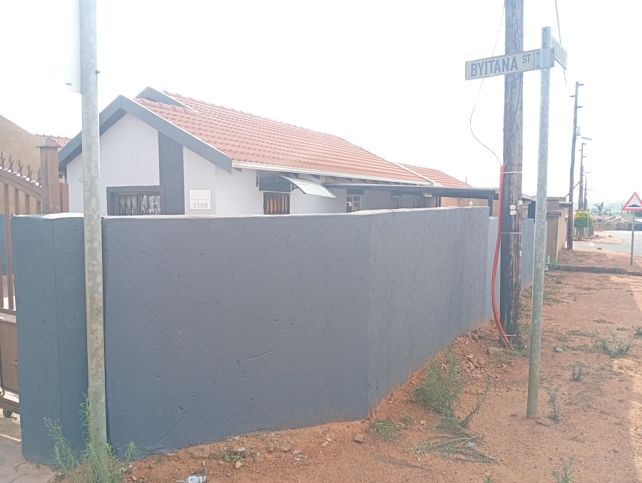 To Let 3 Bedroom Property for Rent in Mahube Valley Gauteng