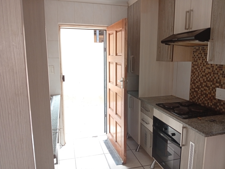 To Let 3 Bedroom Property for Rent in Mahube Valley Gauteng