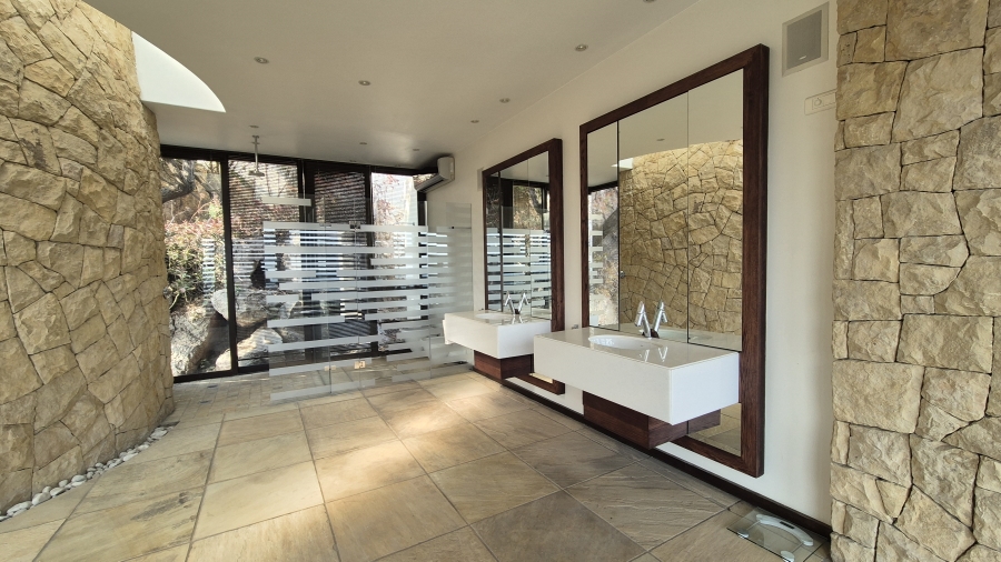4 Bedroom Property for Sale in Bedfordview Gauteng