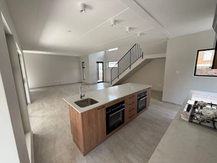 To Let 3 Bedroom Property for Rent in Carlswald Gauteng