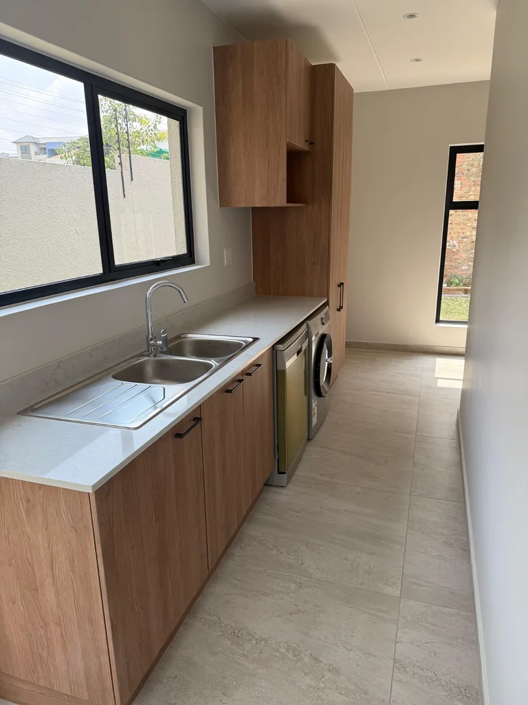 To Let 3 Bedroom Property for Rent in Carlswald Gauteng