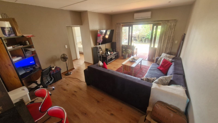 To Let 2 Bedroom Property for Rent in Paulshof Gauteng