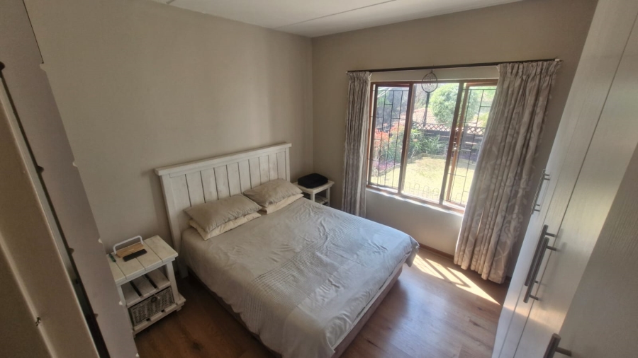 To Let 2 Bedroom Property for Rent in Paulshof Gauteng