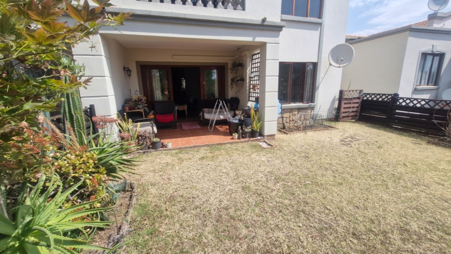 To Let 2 Bedroom Property for Rent in Paulshof Gauteng