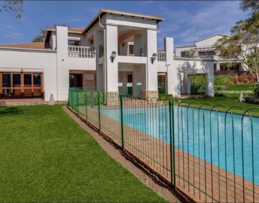 To Let 2 Bedroom Property for Rent in Paulshof Gauteng