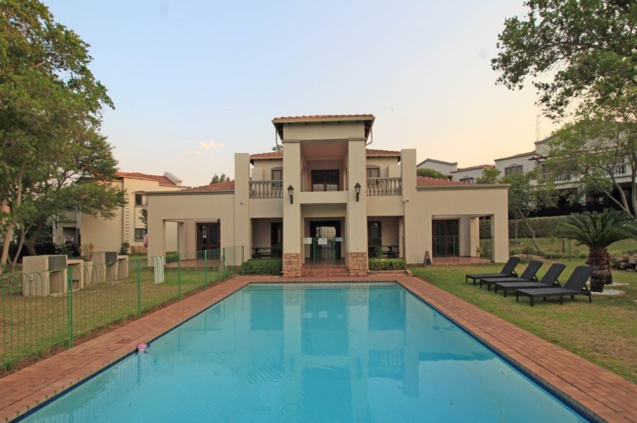 To Let 2 Bedroom Property for Rent in Paulshof Gauteng