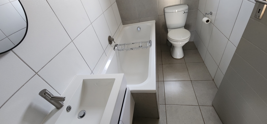 3 Bedroom Property for Sale in Albertsdal Gauteng