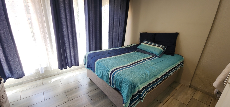 4 Bedroom Property for Sale in Glenvista Gauteng