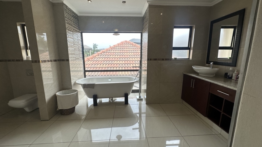 4 Bedroom Property for Sale in Blue Valley Golf Estate Gauteng