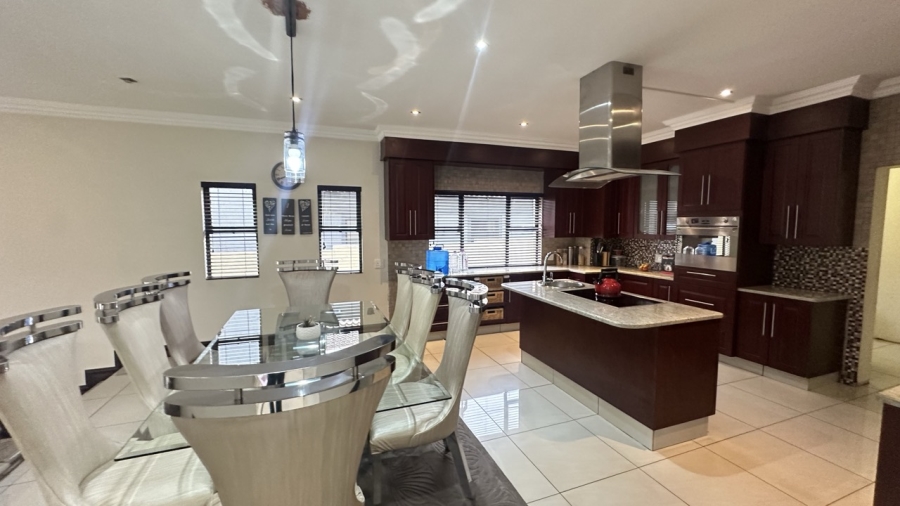 4 Bedroom Property for Sale in Blue Valley Golf Estate Gauteng