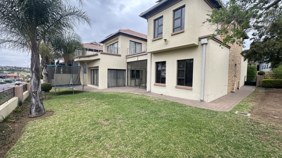4 Bedroom Property for Sale in Blue Valley Golf Estate Gauteng