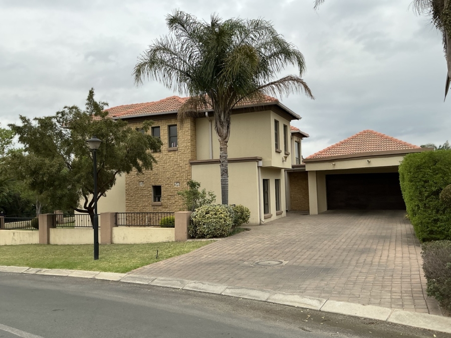 4 Bedroom Property for Sale in Blue Valley Golf Estate Gauteng