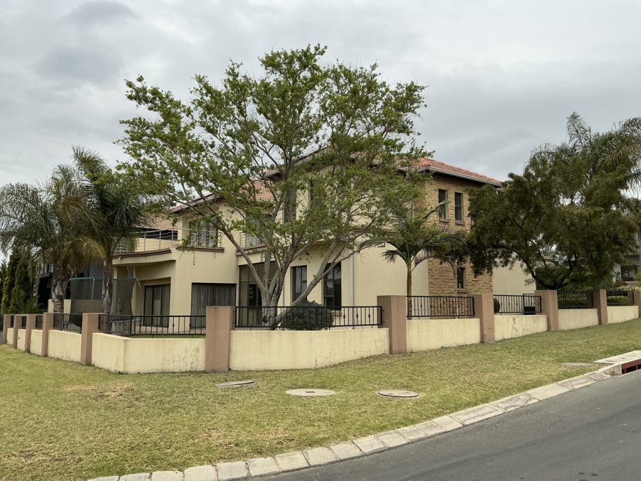 4 Bedroom Property for Sale in Blue Valley Golf Estate Gauteng