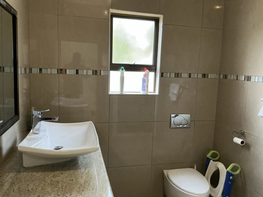 4 Bedroom Property for Sale in Blue Valley Golf Estate Gauteng