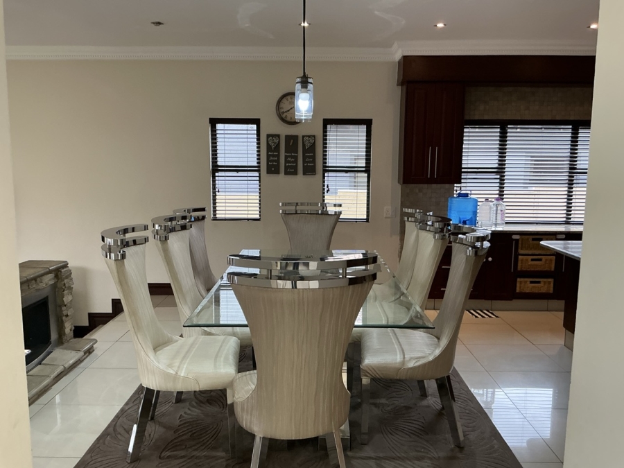 4 Bedroom Property for Sale in Blue Valley Golf Estate Gauteng