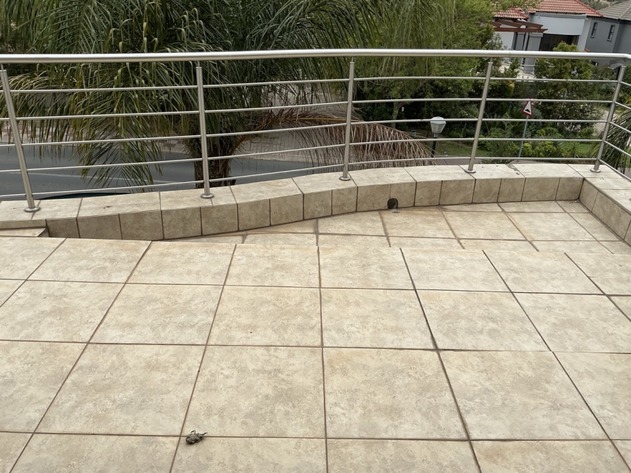 4 Bedroom Property for Sale in Blue Valley Golf Estate Gauteng
