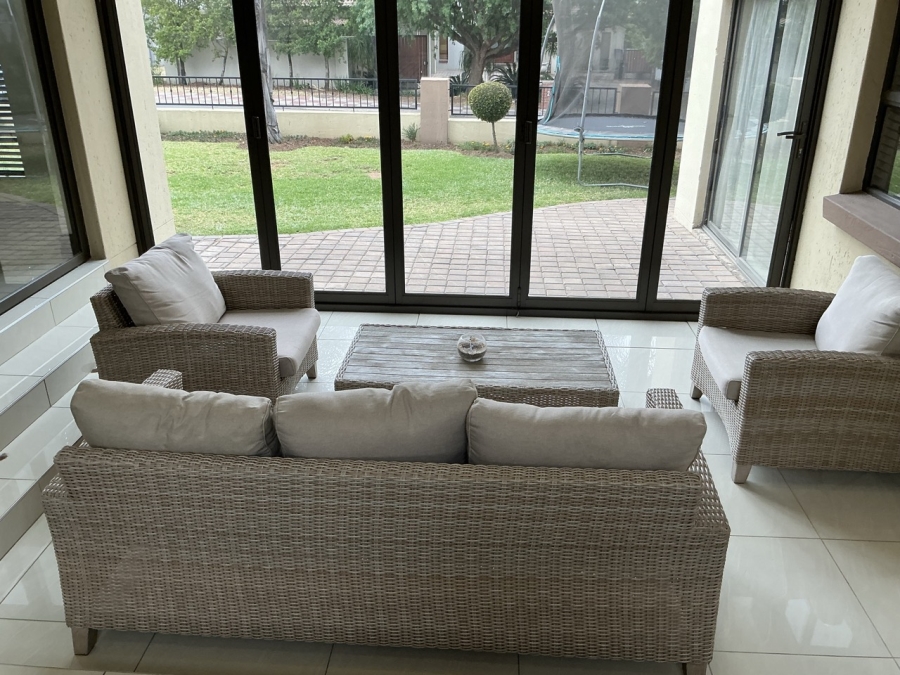 4 Bedroom Property for Sale in Blue Valley Golf Estate Gauteng