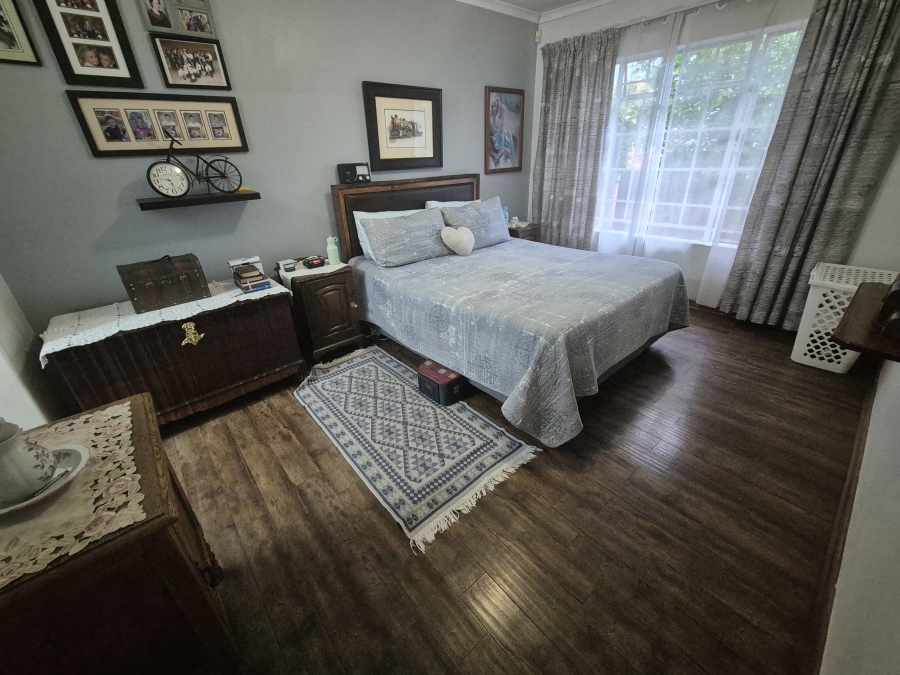 2 Bedroom Property for Sale in Hennopspark Gauteng