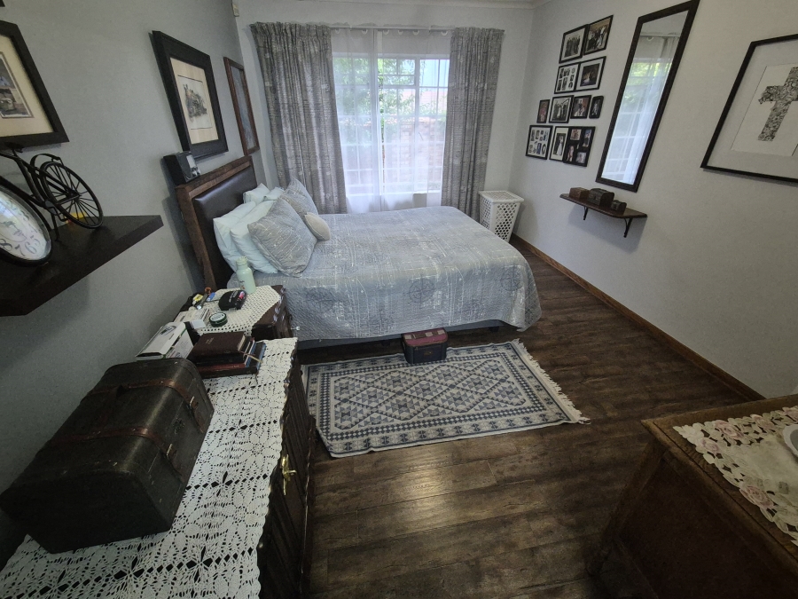2 Bedroom Property for Sale in Hennopspark Gauteng