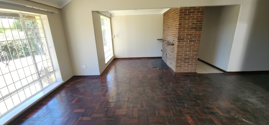 5 Bedroom Property for Sale in Ridgeway Gauteng