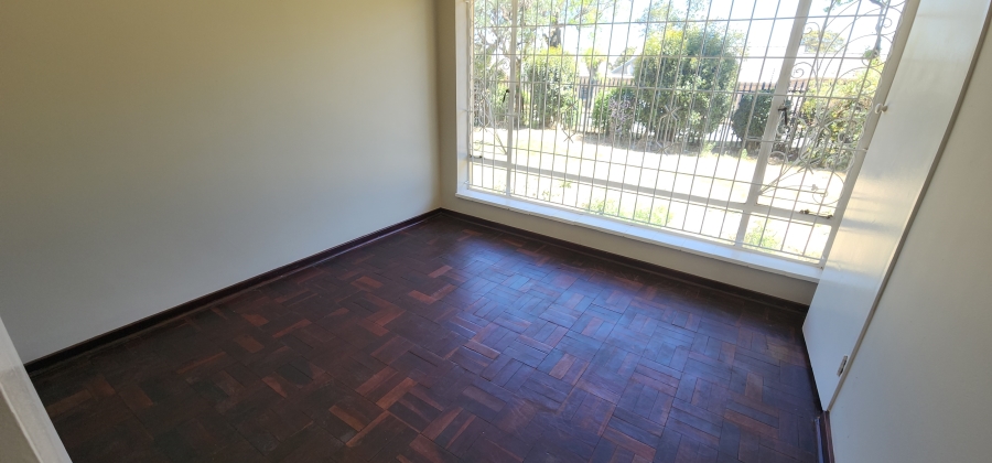 5 Bedroom Property for Sale in Ridgeway Gauteng