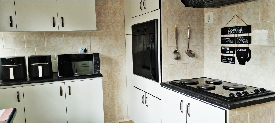 3 Bedroom Property for Sale in Rant En Dal Gauteng