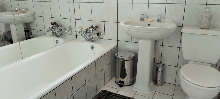 3 Bedroom Property for Sale in Rant En Dal Gauteng